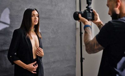 3 Foolproof Poses when Photographing Women